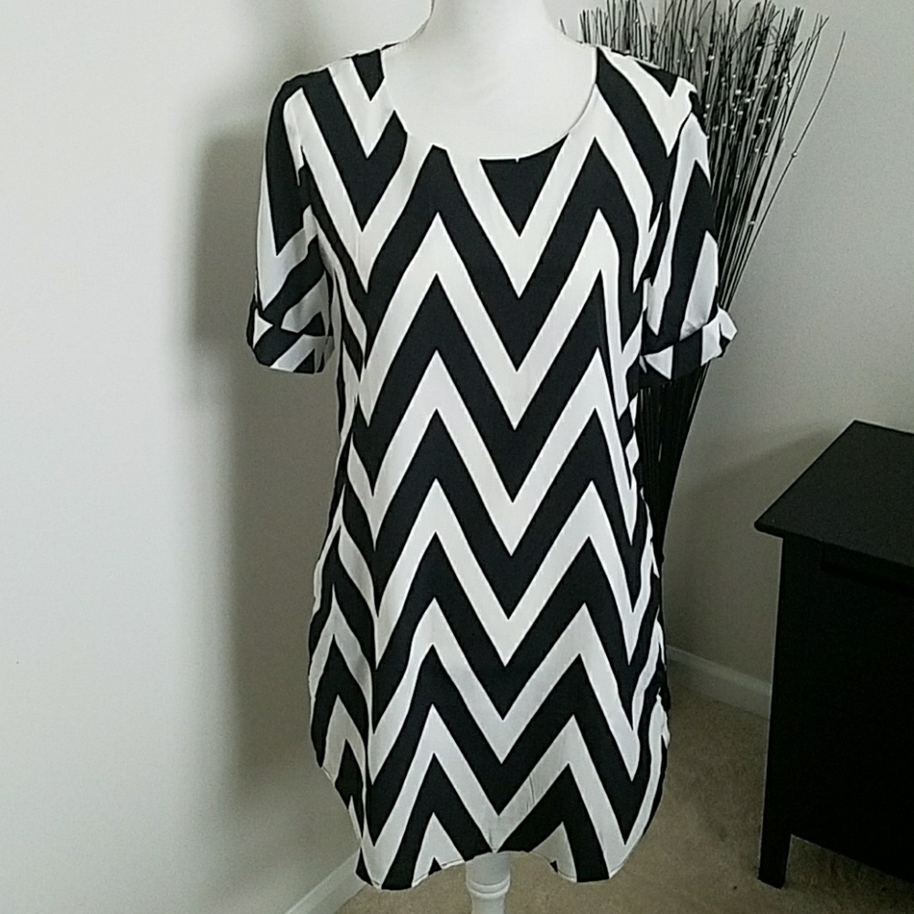 Chevron dress (WITH POCKETS!)